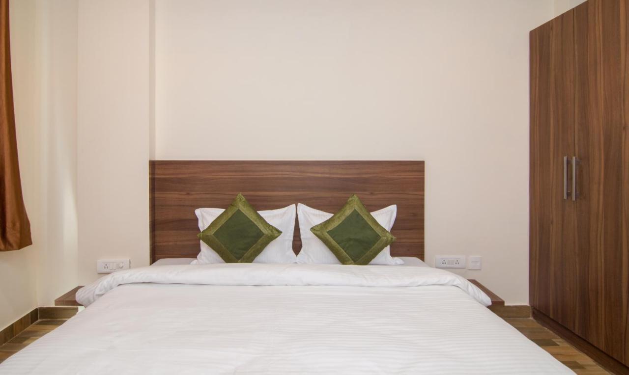 Treebo Trend Bipin International Hotel Lucknow Exterior photo